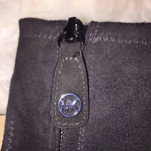 ✴️SOLD ON EBAY✴️ Michael Kors Cutout Ankle Booties - Picture 6 of 8